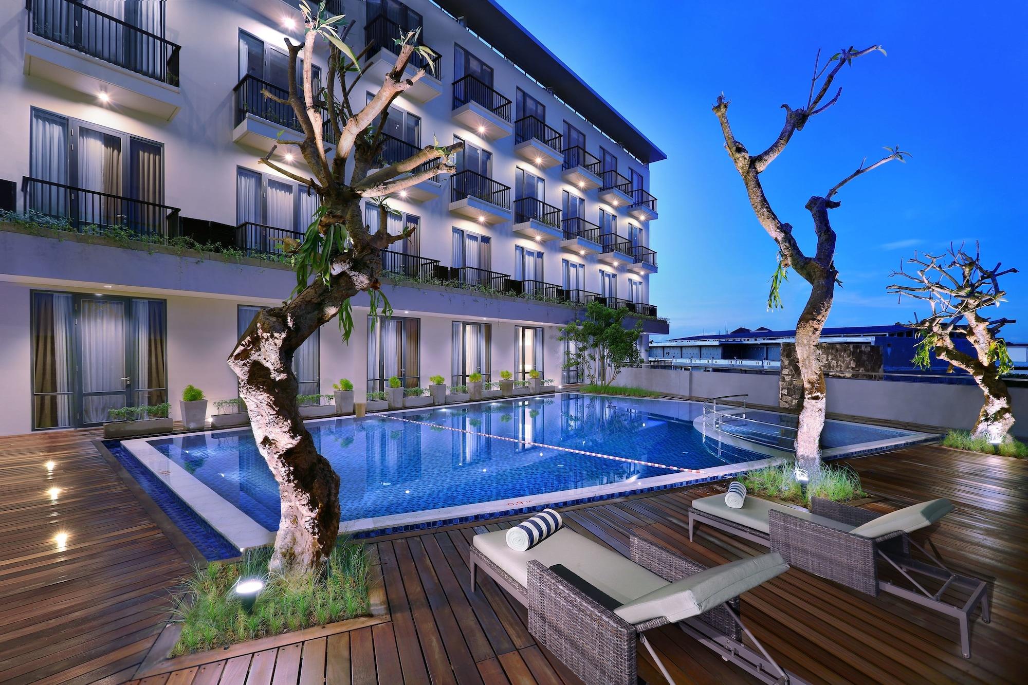 Aston Inn Mataram Exterior photo